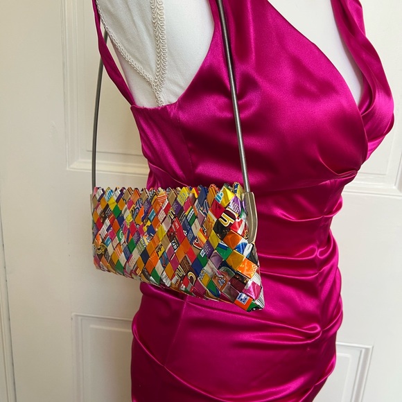 Handmade Candywrapper Multicolor Shoulder Bag - Picture 4 of 7